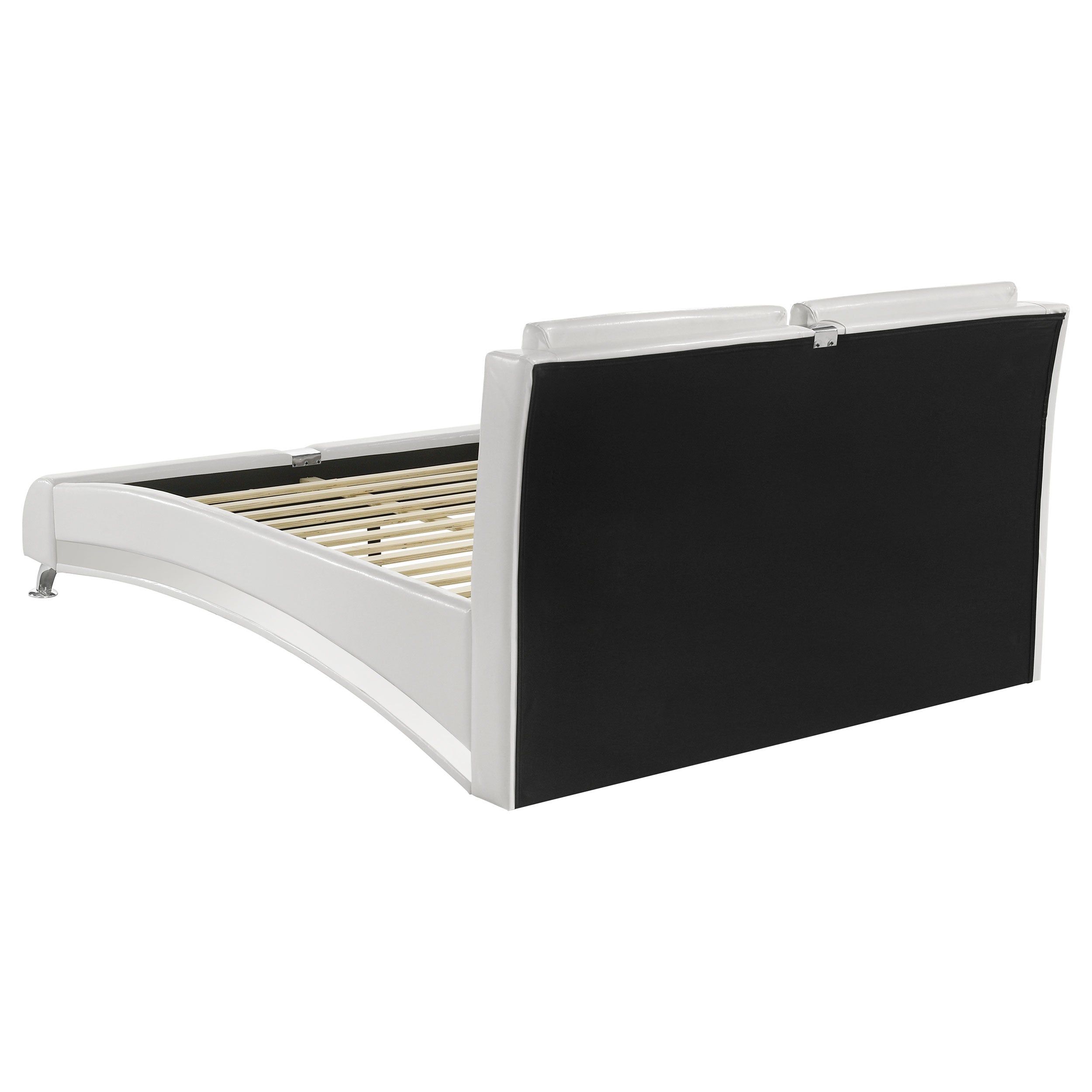 Jeremaine Upholstered California King Sleigh Bed White