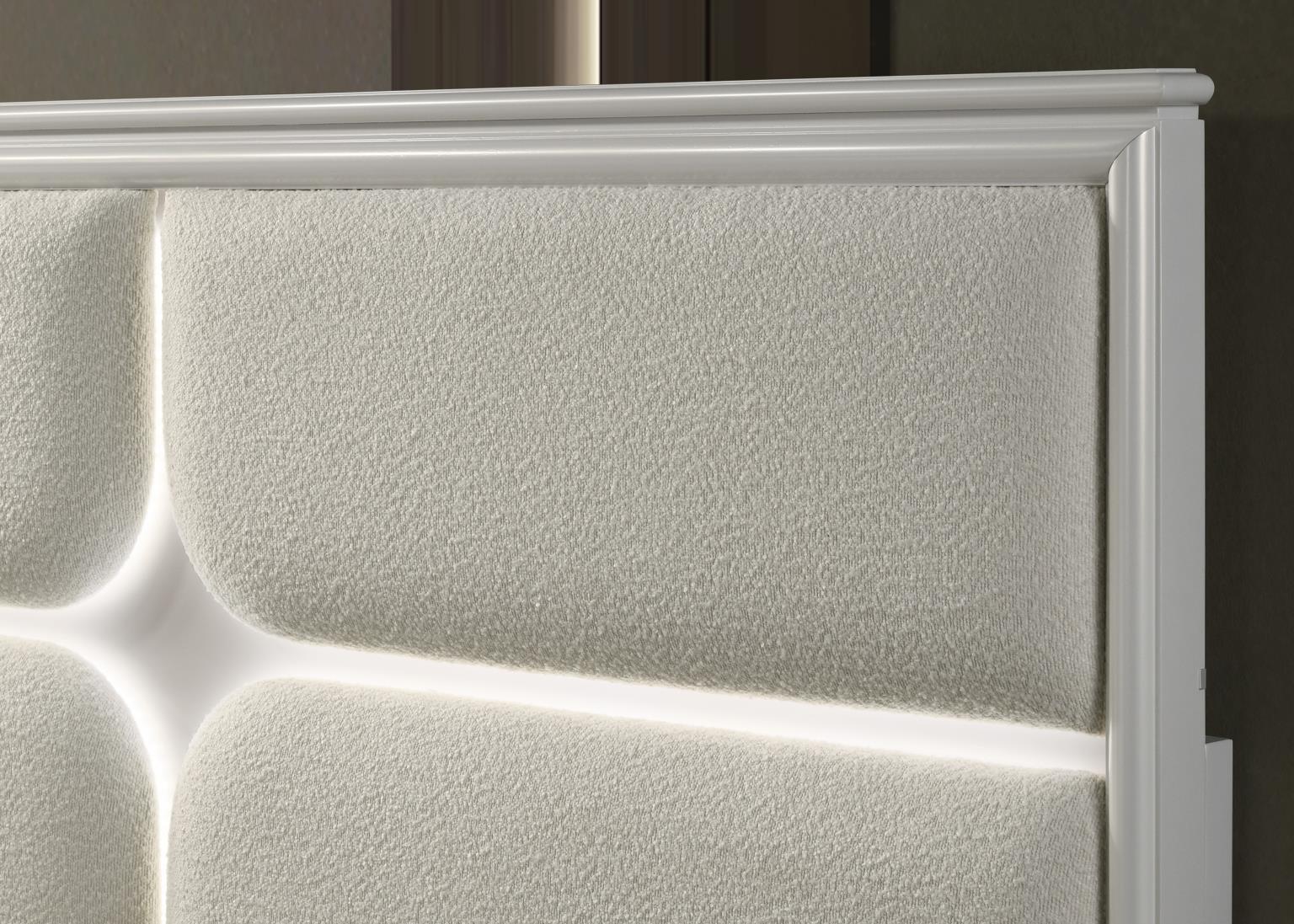 United Bedroom Sets B025