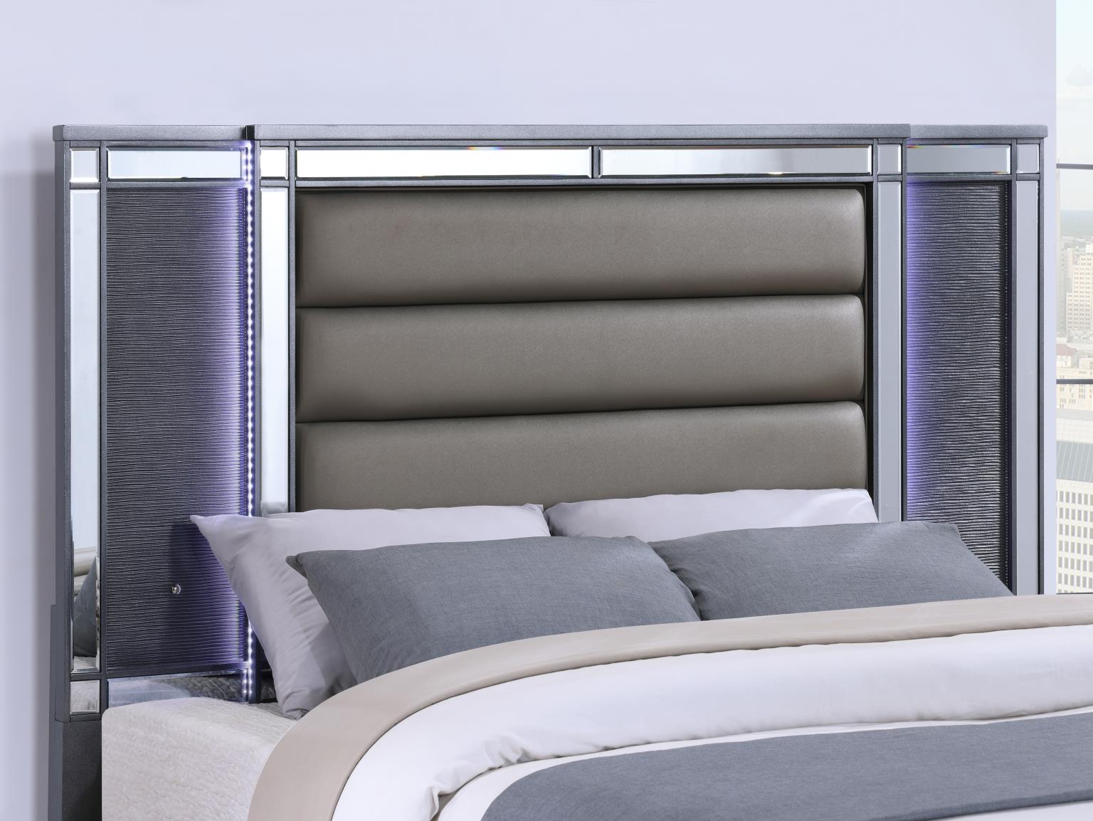 United Bedroom Sets B223