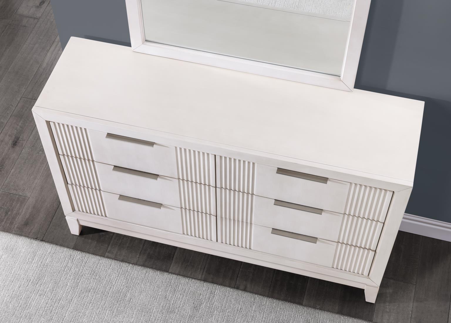 United Bedroom Sets B252