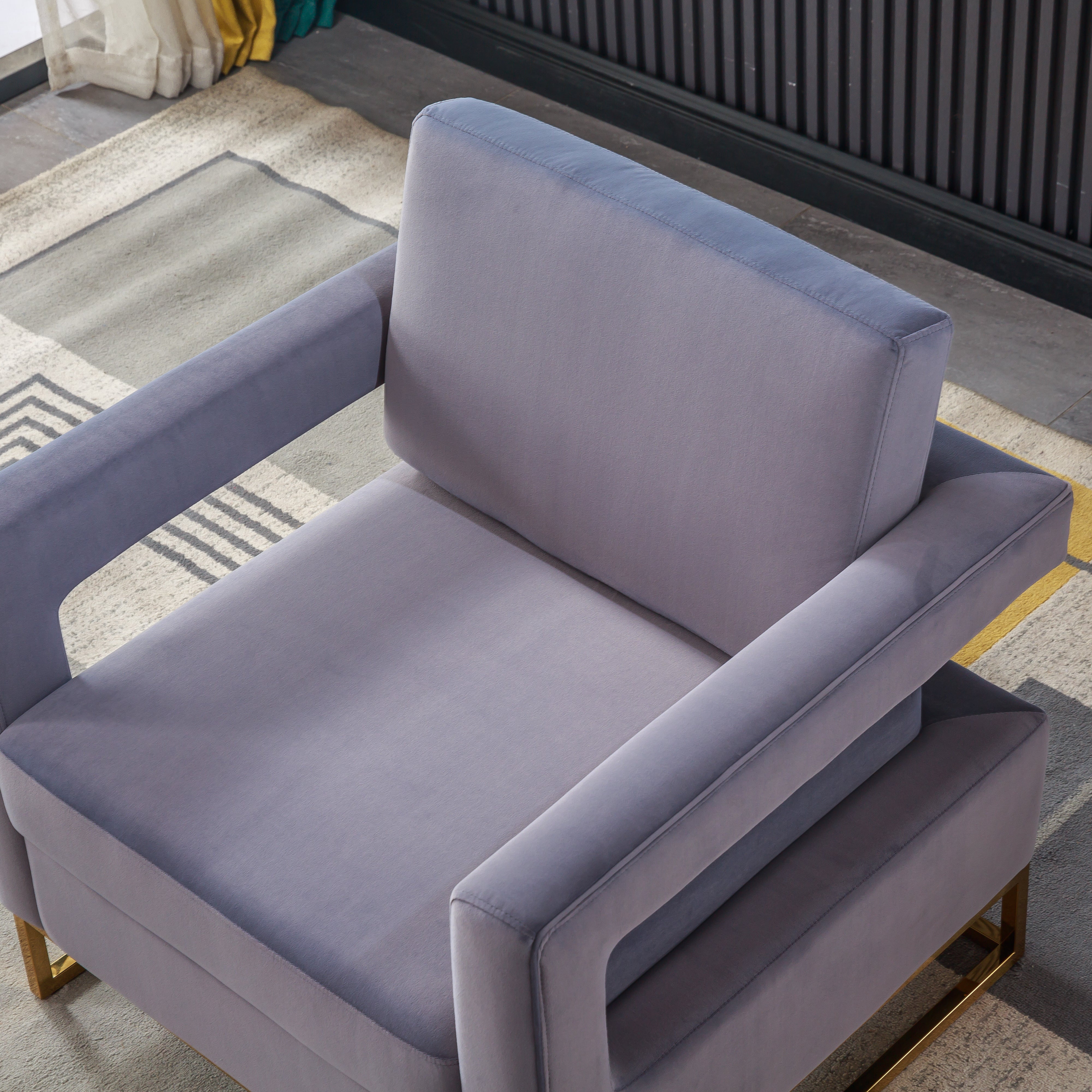 Manjari Accent Chair