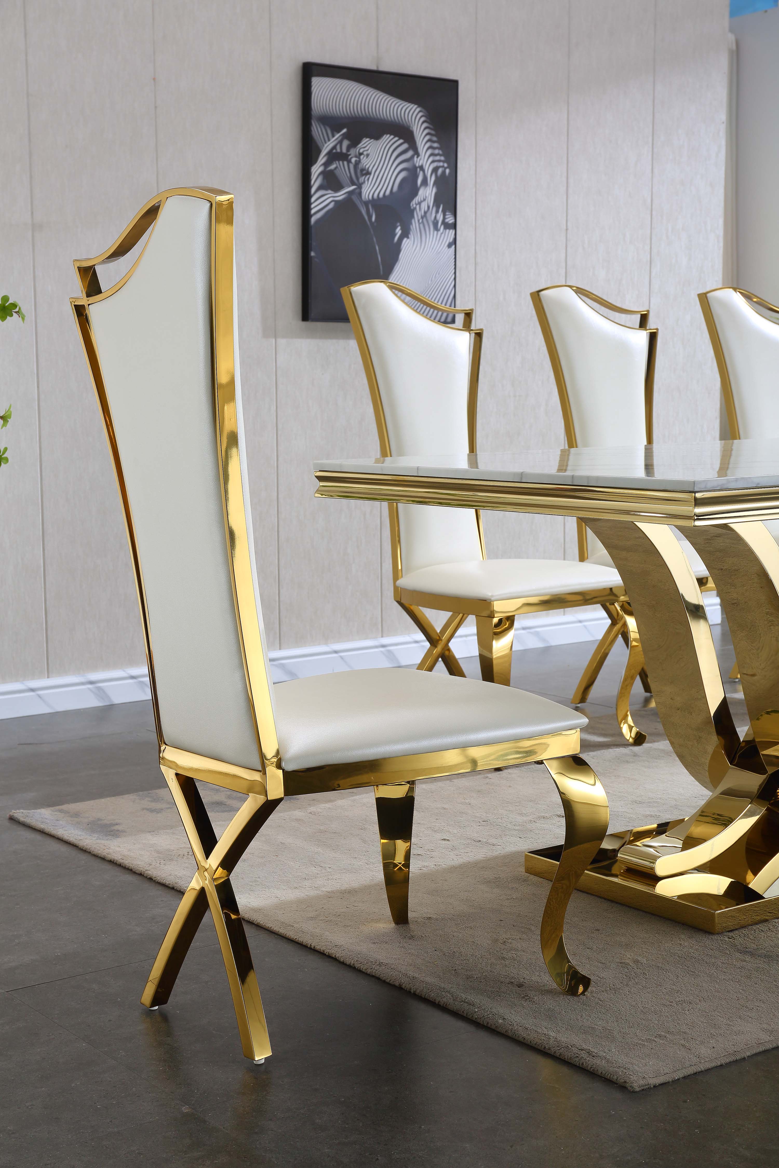 Daril Dining Table