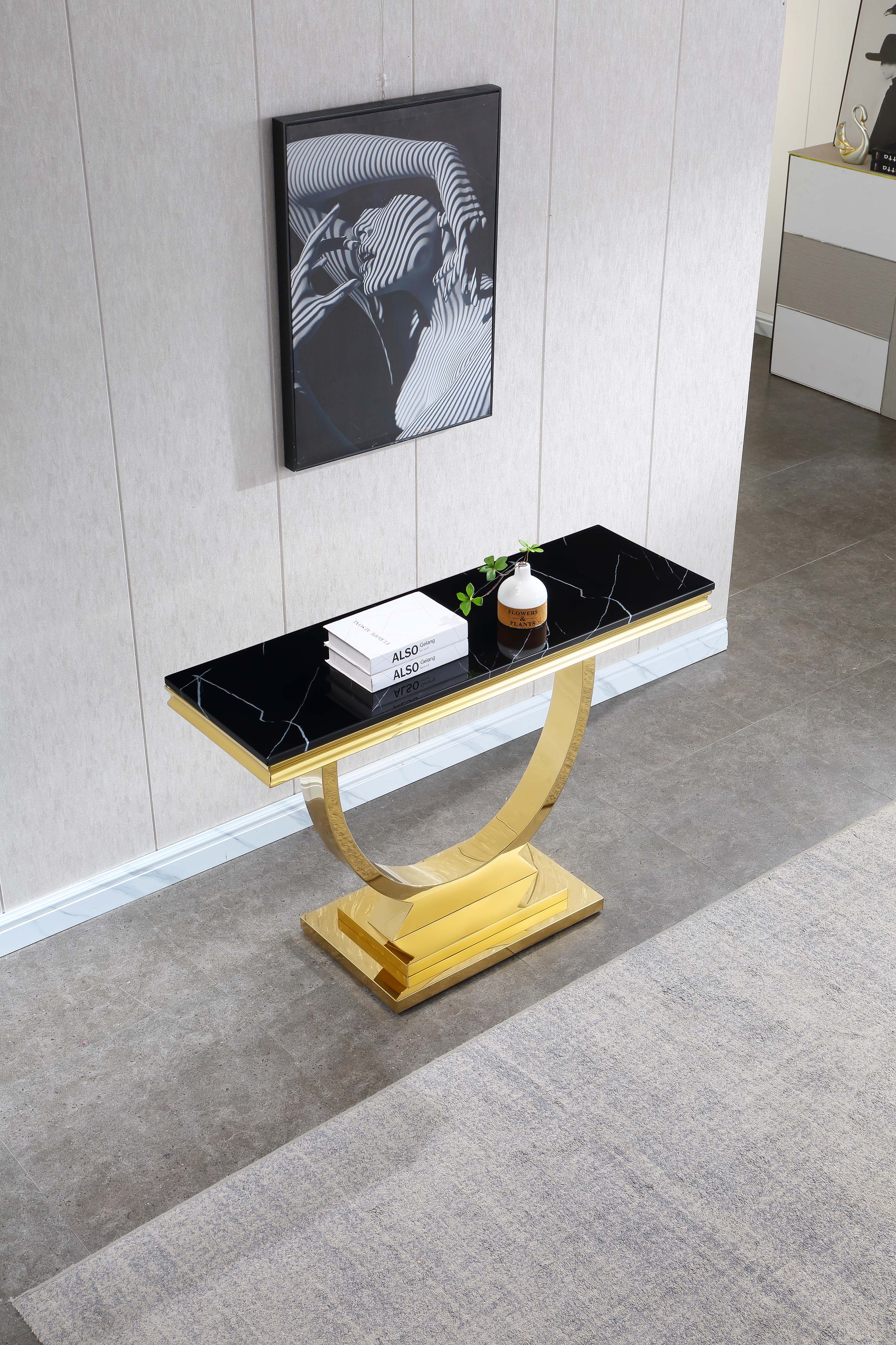 Giselda Sofa Table